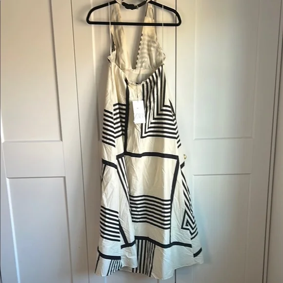 Zara Cream and Black Geometric Halter Midi Dress - Picture 7 of 7
